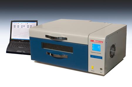 BT300CP is a lead-free-capable batch reflow oven that takes up little more than 27
