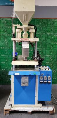  Yuh-Dak Machinery Y-450-90-25 Vertical Plastic Injection Molding Machine