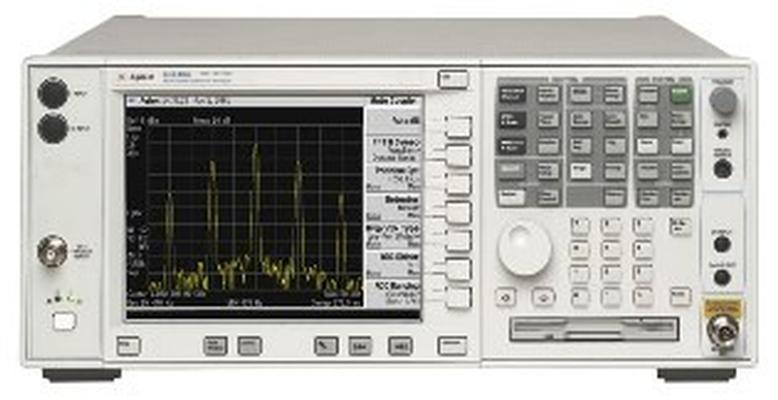 Agilent  Agilent E4443A-1DS-B78-B7J-BAC   PSA Spectrum Analyzer, 3 Hz - 6.7 GHz