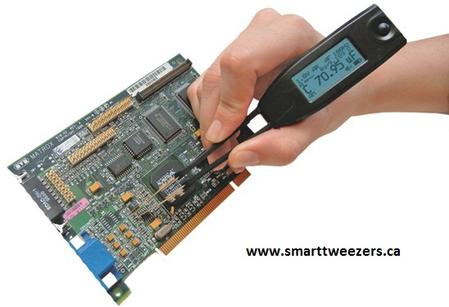 Digital Multimeter Smart Tweezers in Action