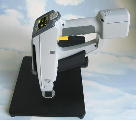 LeadTracer-RoHS XRF system.
